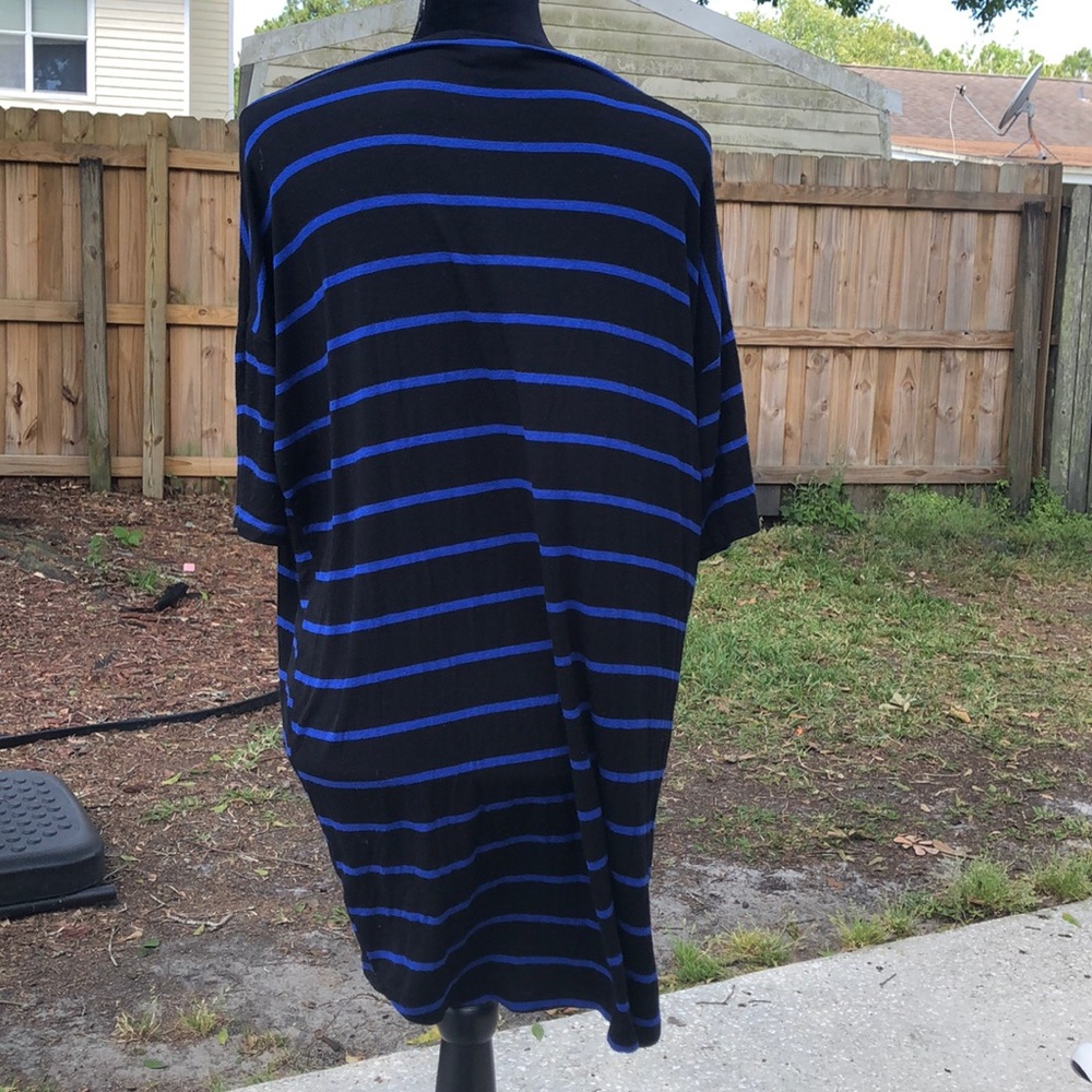 💗LuLaRoe XS shirt - Picture 3 of 5